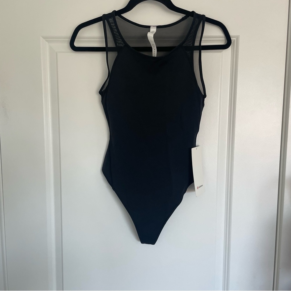 New Lululemon Black Sleeveless Seek the Heat Bodysuit